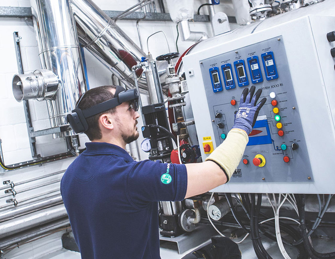 Additional Engineer carrying out steam system audit