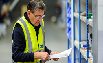 Store man and supply of products